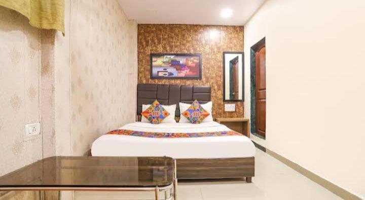 Hotel Aksa Inn Near Juhu Beach - Mumbai — Photos 2